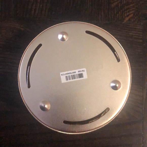 Bath & Body Works Candle Holder Christmas Holiday Polar Bear Sleeve - Picture 7 of 7